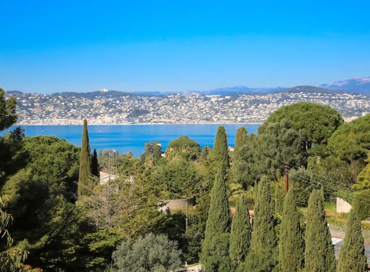 2 Bedroom Apartment With Mountain And Sea View Antibes